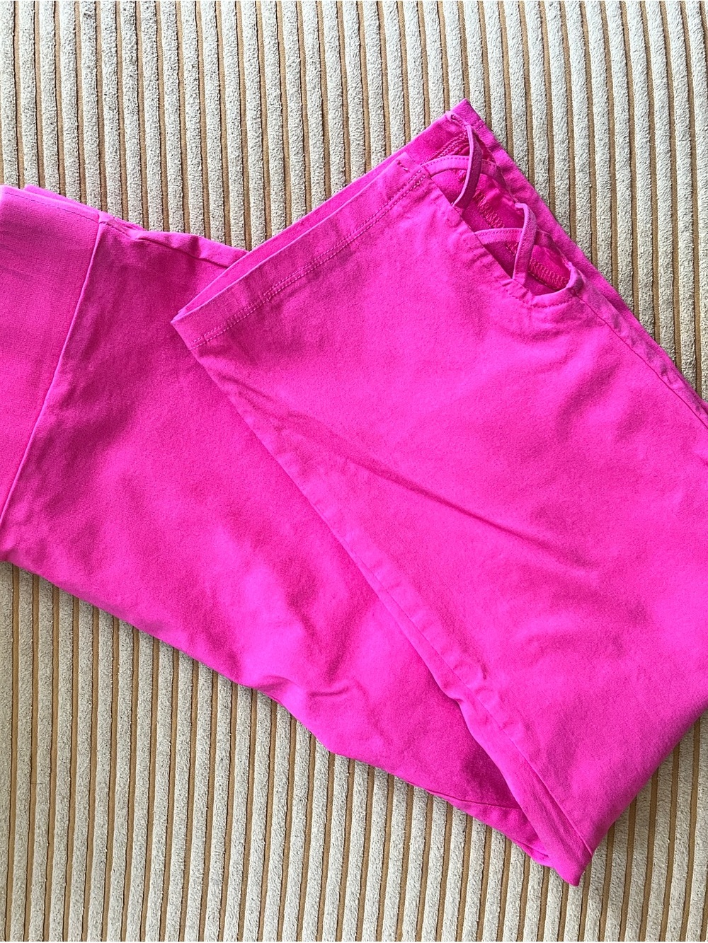 Womens size S Hot Pink capris